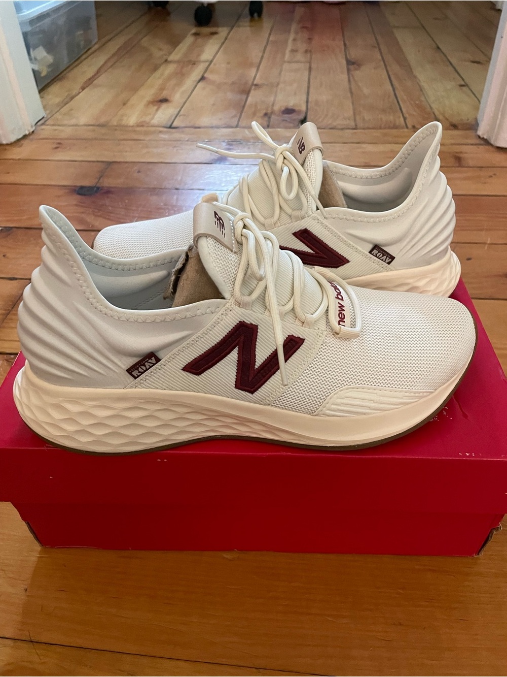 New Balance Fresh Foam Roav